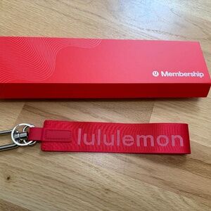 NIB Lululemon Membership Pinnacle Gift 2025 - Boxed Carabiner Key Ring in Red